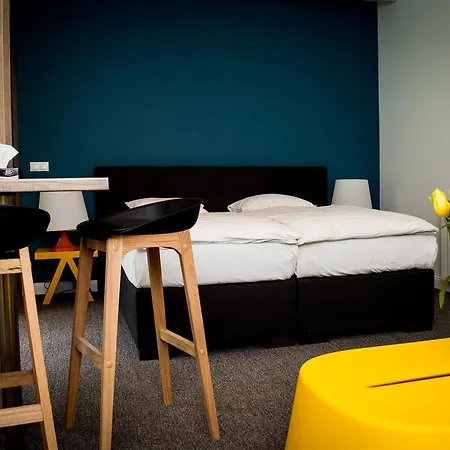 Matrix Hotel