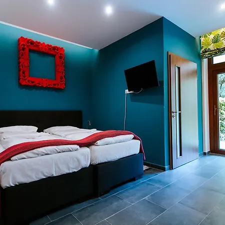 Matrix 3* Σέγκεντ